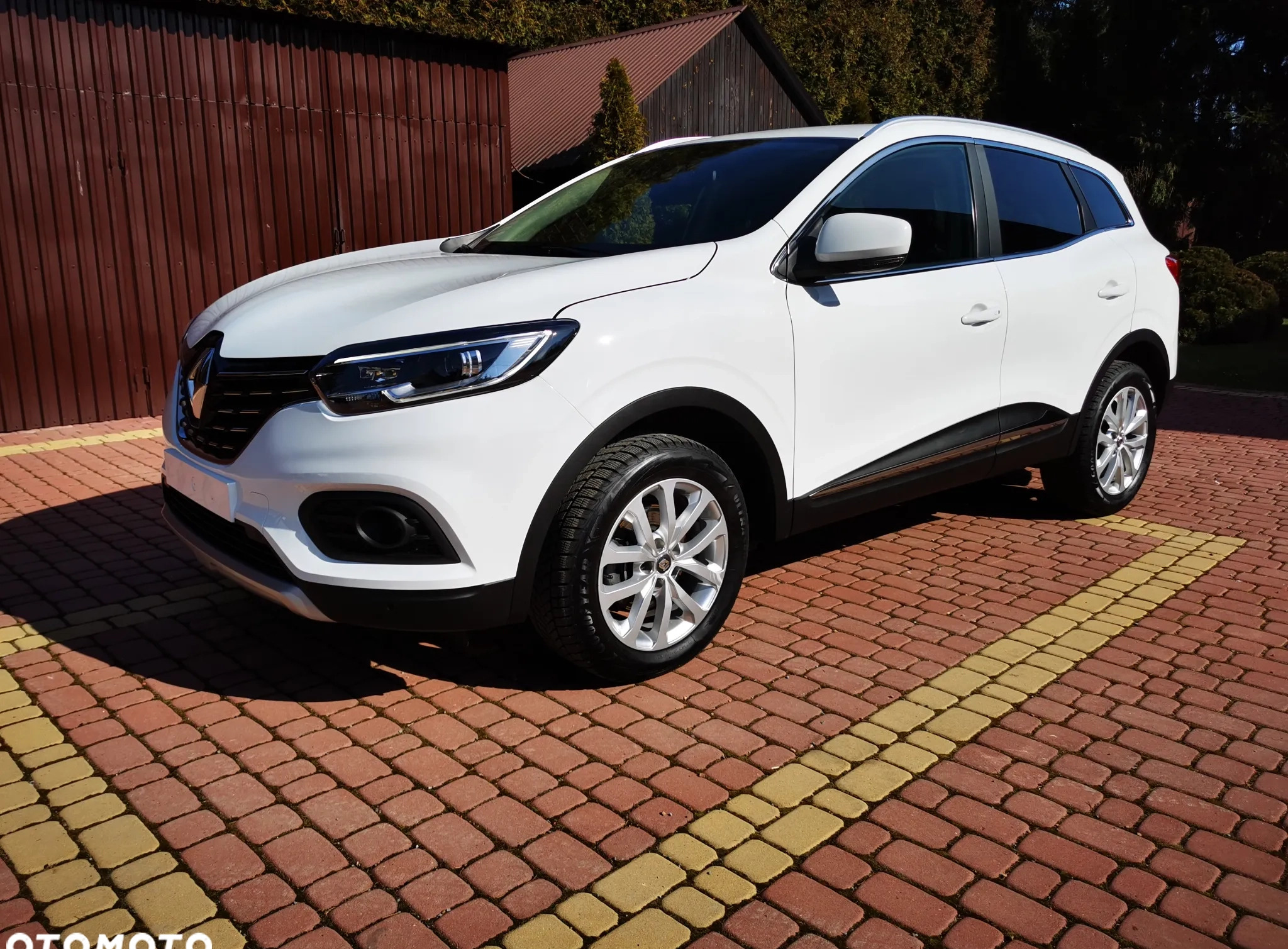 Renault Kadjar cena 64900 przebieg: 31400, rok produkcji 2019 z Rzgów małe 172